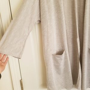NWOT Donni cardigan